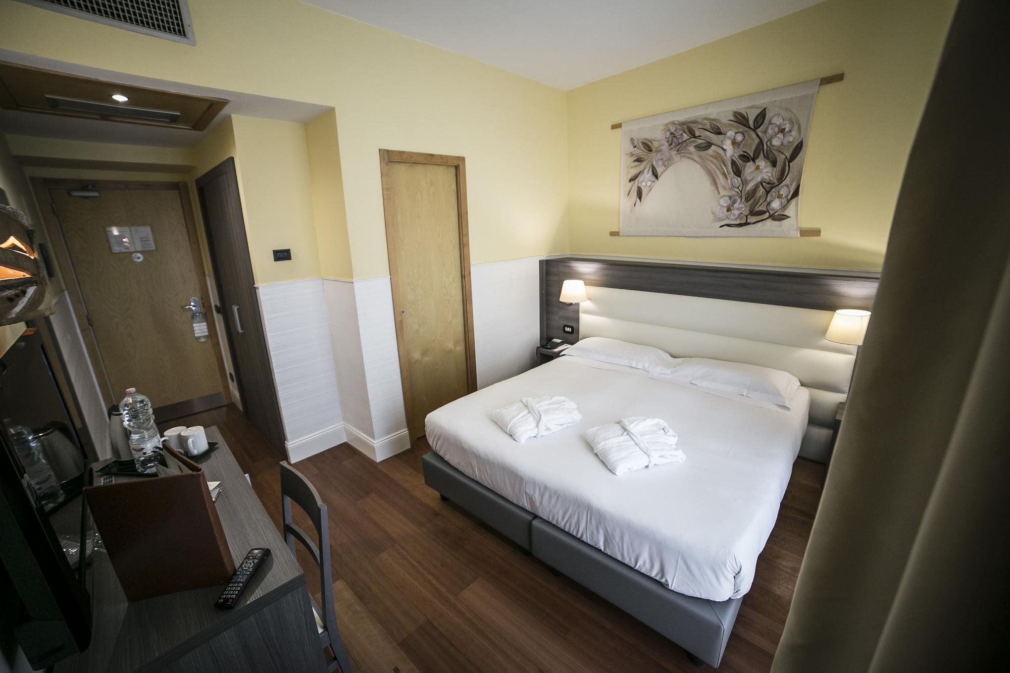 Hotel Aphrodite Рим Екстериор снимка