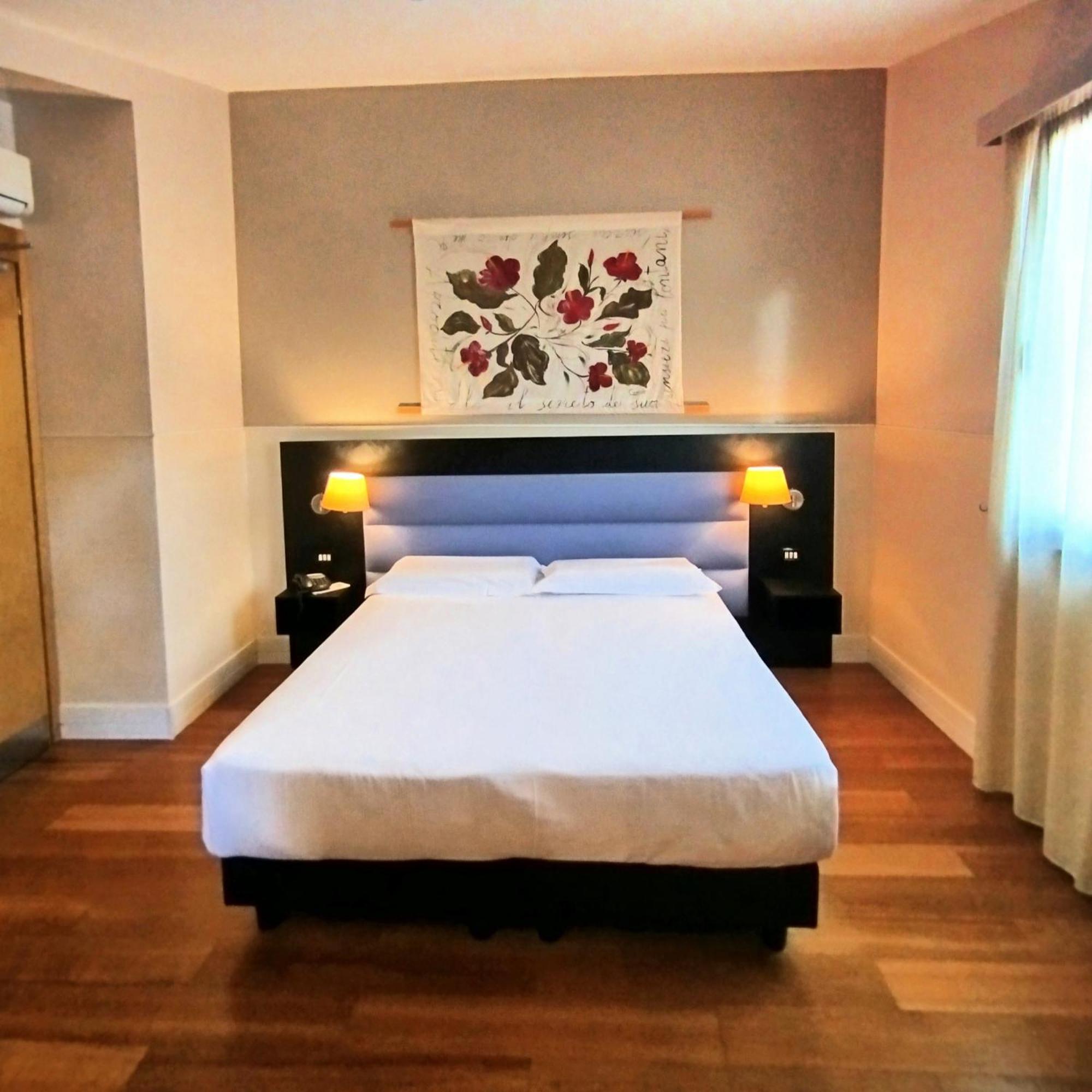 Hotel Aphrodite Рим Екстериор снимка