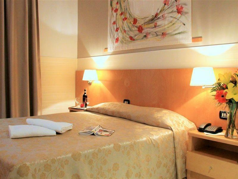 Hotel Aphrodite Рим Екстериор снимка